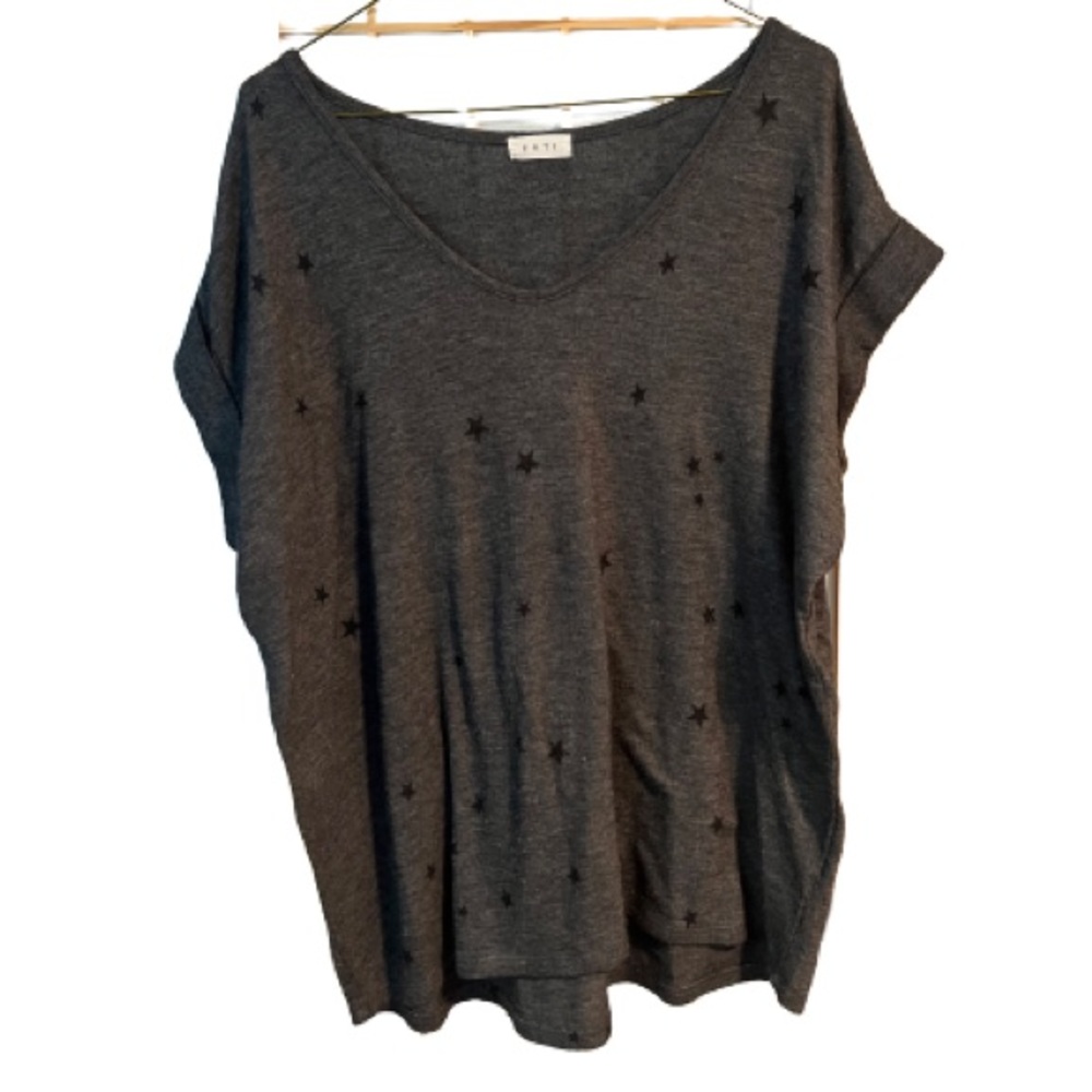 Enti Super Soft Gray Star Cuffed Short Sleeve Top V Neck Medium